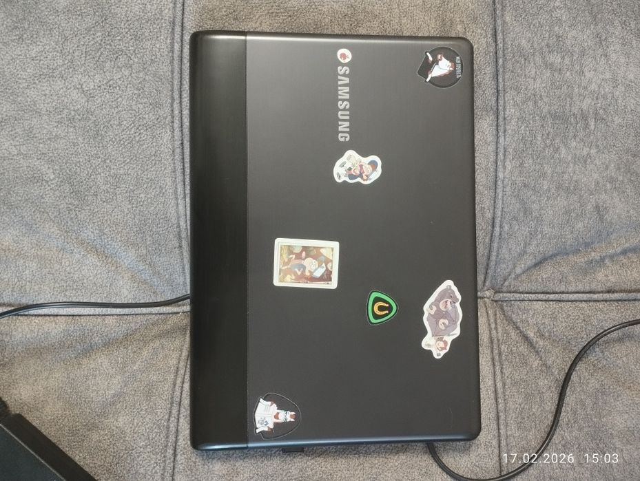 Ноутбук мини SAMSUNG NP305U1Z