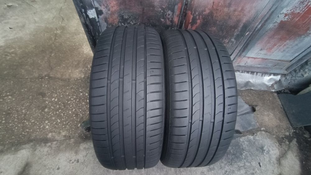 225/50/17 Nexen .