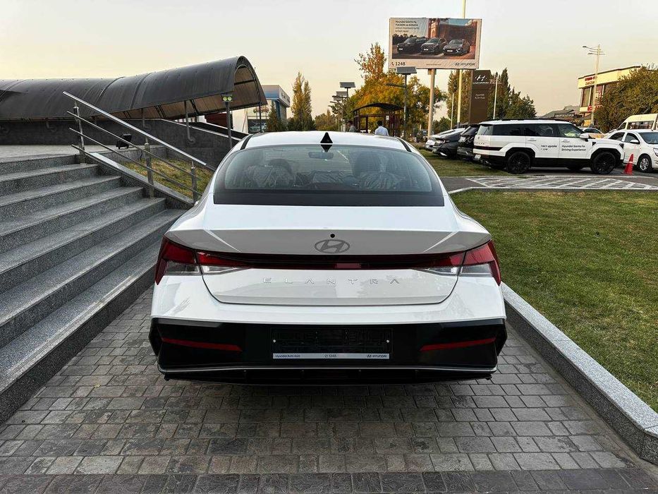 Elantra Base Plus 2025  от официального дистрибьютора в Узбекистане
