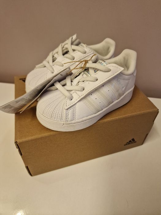 Светещи маратонки Adidas