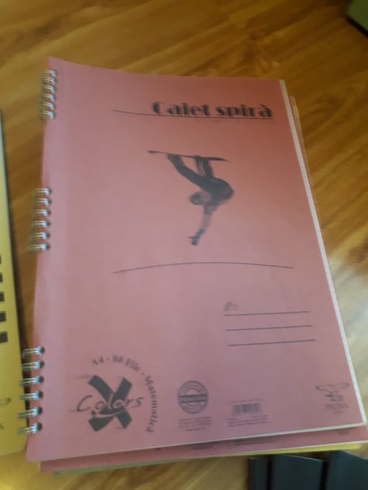 Caiete studentesti si A5 Bucuresti Sectorul 5 • OLX.ro