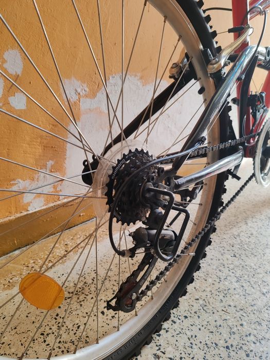 Bicicleta DHS nouă