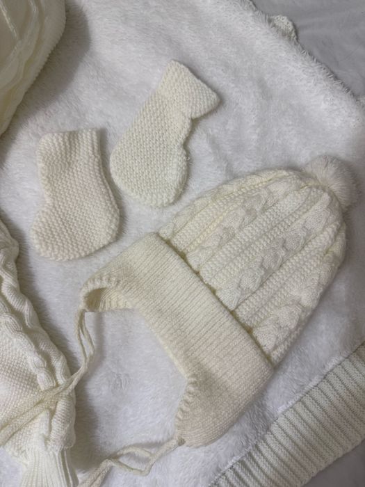 Продам конверт на выписку