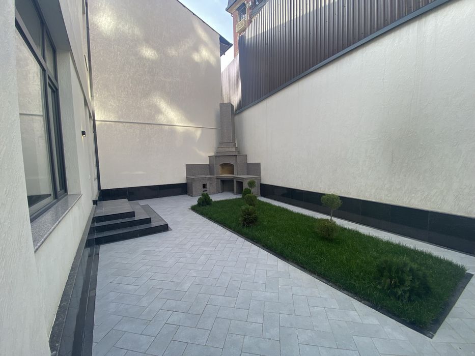 Продается 2 этажный готовый участок с площадью 2,5 соток на Дархане