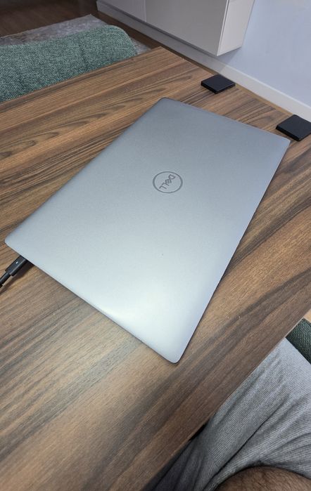 Dell Precision 3561 – Intel Core i9-11950H | 32GB RAM | 512GB SSD | NVIDIA T600 4GB | 15.6" FHD 400 nits 100% sRGB