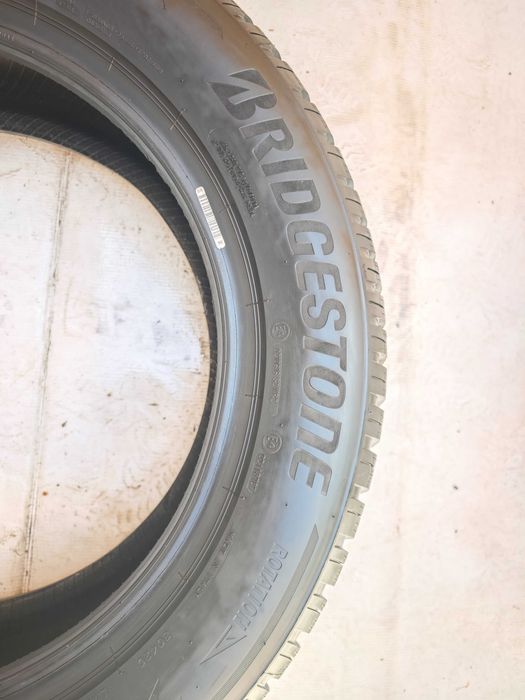 Anvelope 215/60/17 an 2024 iarna M+S BRIDGESTONE BLIZZAK LM005