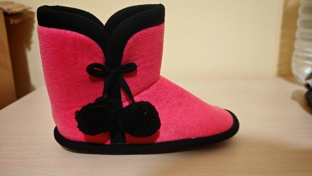 Детски домашни понтофки (2 бр. 32/ 1 бр. 34/ 1 бр. 30