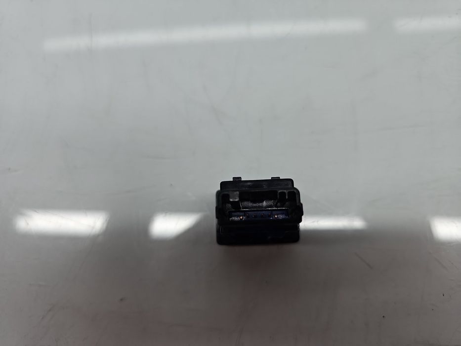 Buton ESP Toyota Rav 4 IV (ZSA4, ALA4) [Fabr 2013-2018] OEM