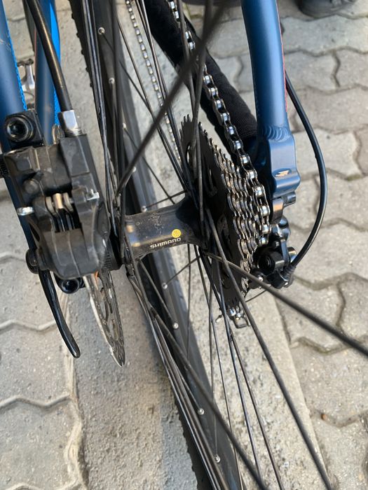 Cube Analog CMPT 29”