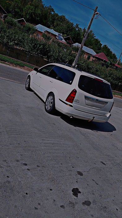 Vând ford focus mk1