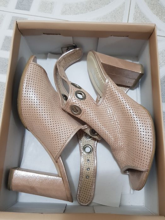 Сандали Gianni естествена кожа нови