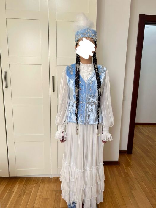 Казахский национальный костюм Кыз Узату