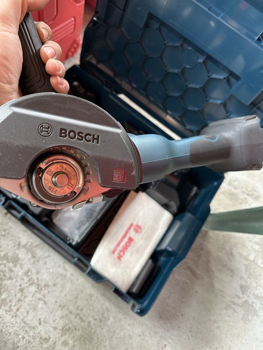 Bosch GWS 18V-10 SC