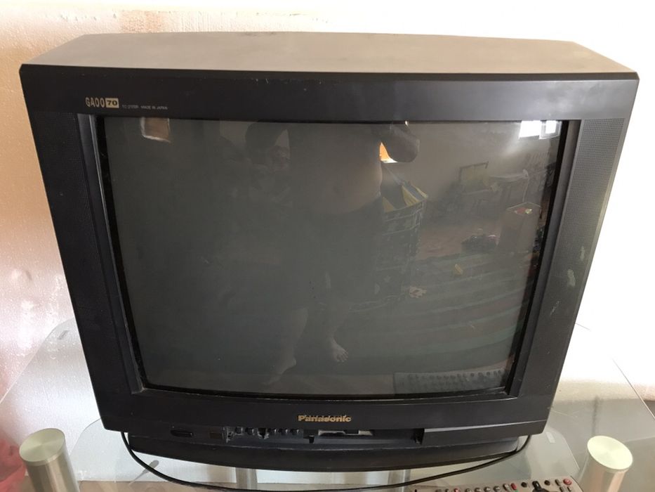 Продам телевизор