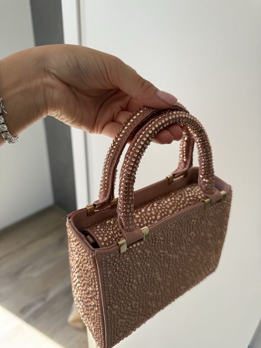 Чанта Zara с камъчета