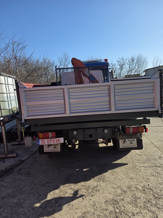 Mercedes Atego 815  basculabil cu macara