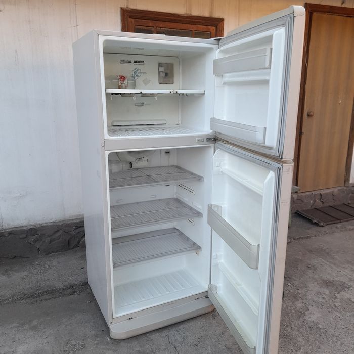 Продам холодильник