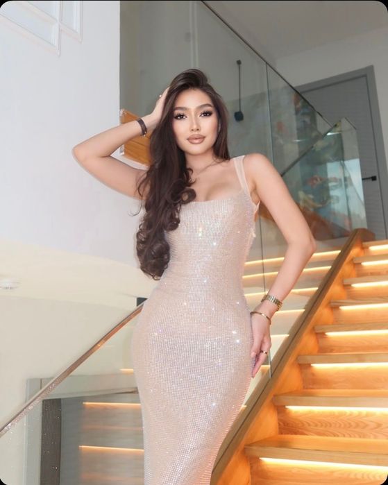 Платье вечерние красивая