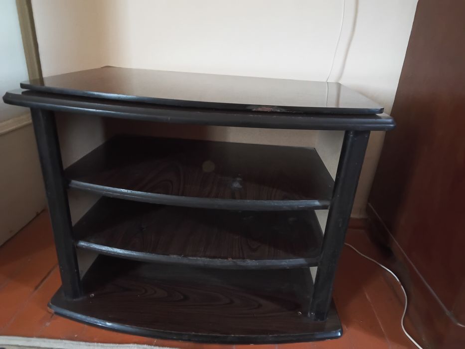 Тумба под телевизор