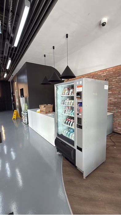 DE VANZARE 2 aparate vending + locatii