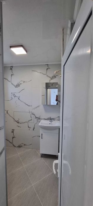 1265-Тристаен тухлен апартамент с ТЕЦ в центъра на града!