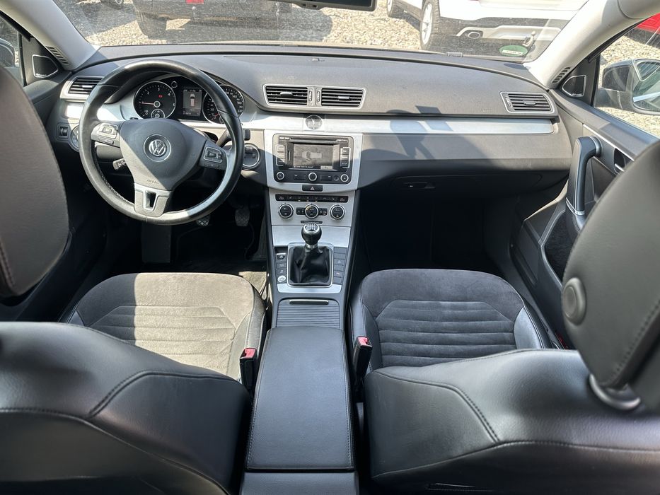 VOLKSWAGEN Passat 2012 — imagine 5