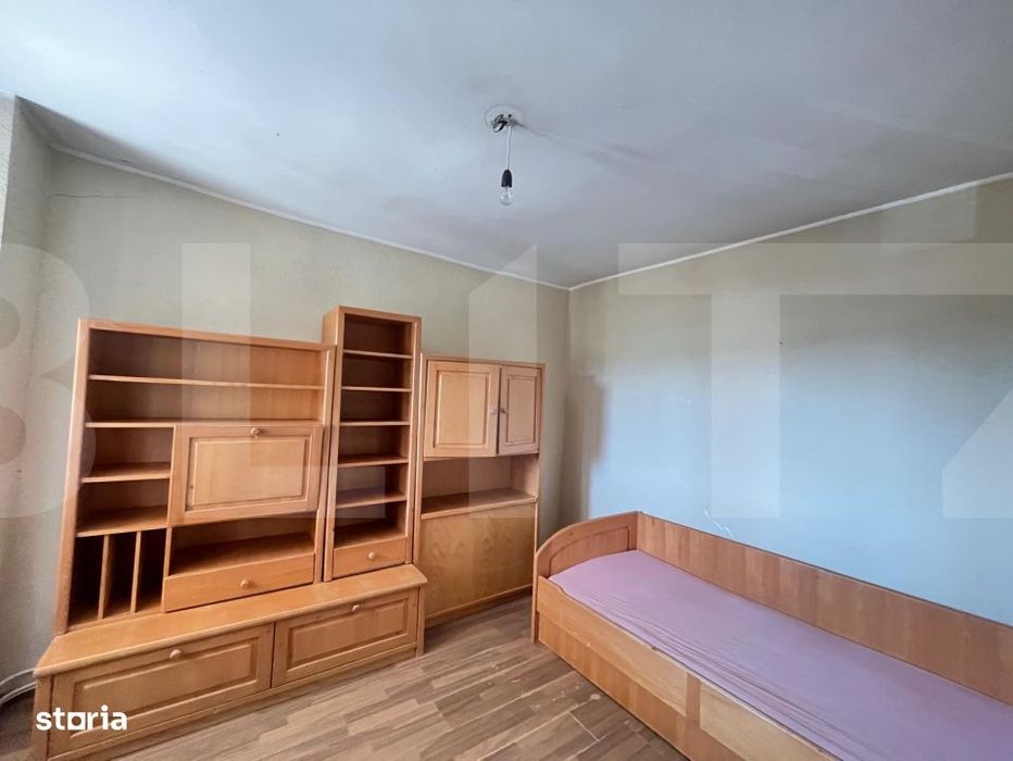 Apartament de vanzare, decomandat, 68 mp –Ultacentral, Botosani