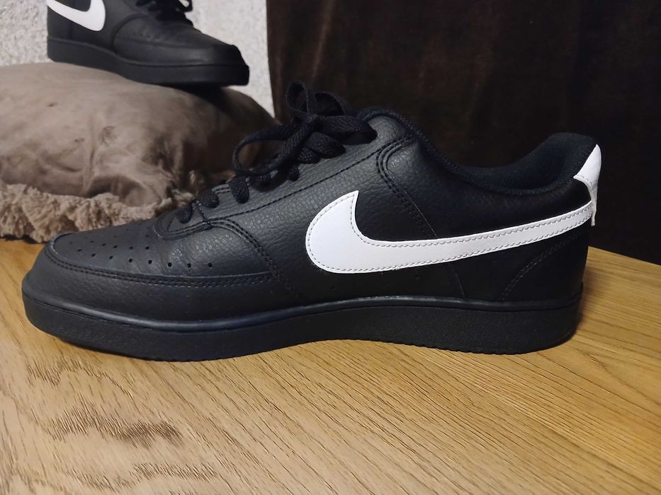 Nike Court Vision Low 44,5 номер Обувки носил съм ги 2 пъти не ми харесват липно на мен.