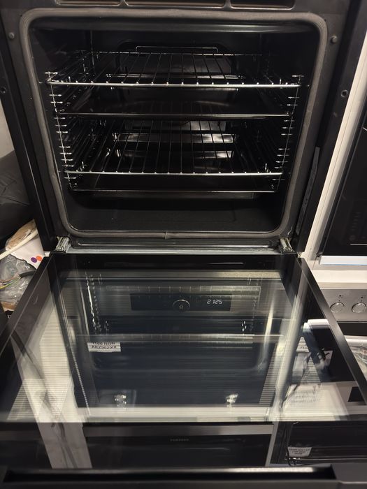 Cuptor electric multifuncțional încorporabil Sharp K71V28BM2