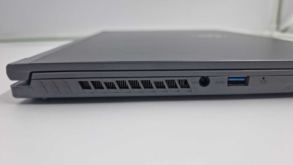 Laptop MSI Thin 15 [Amanet Club Caro ]