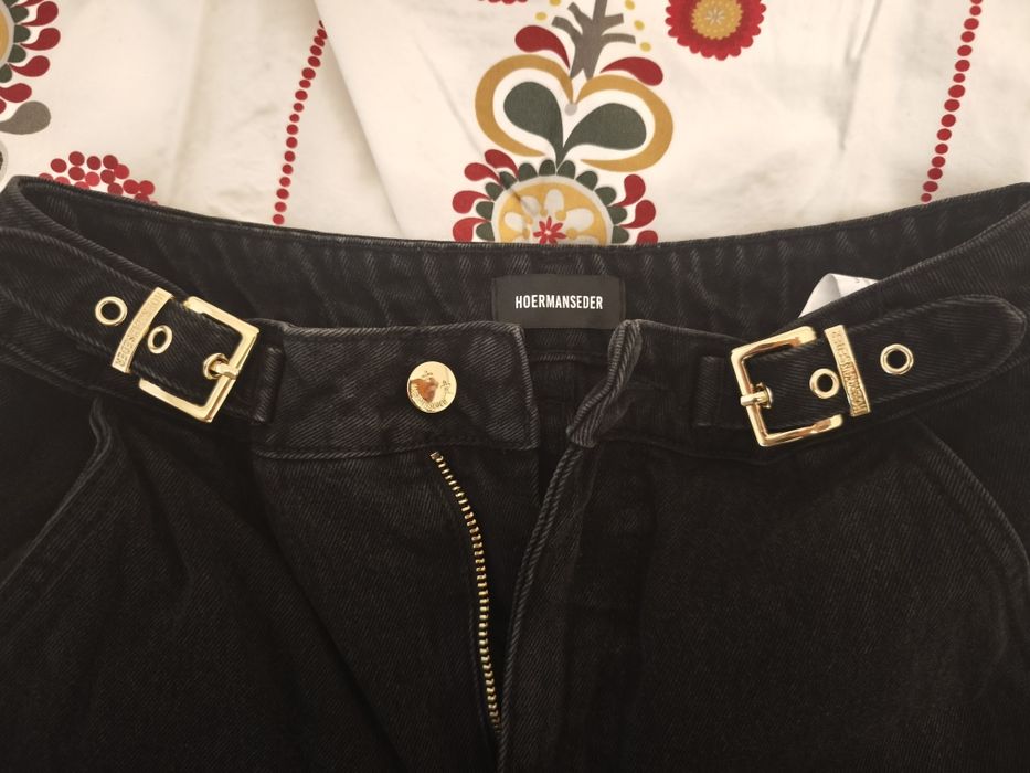 Jeans deosebiți wide leg