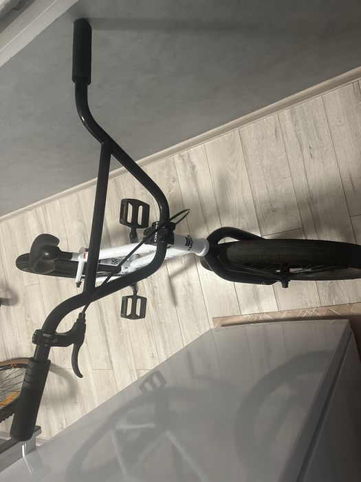Продам велосипед bmx haro