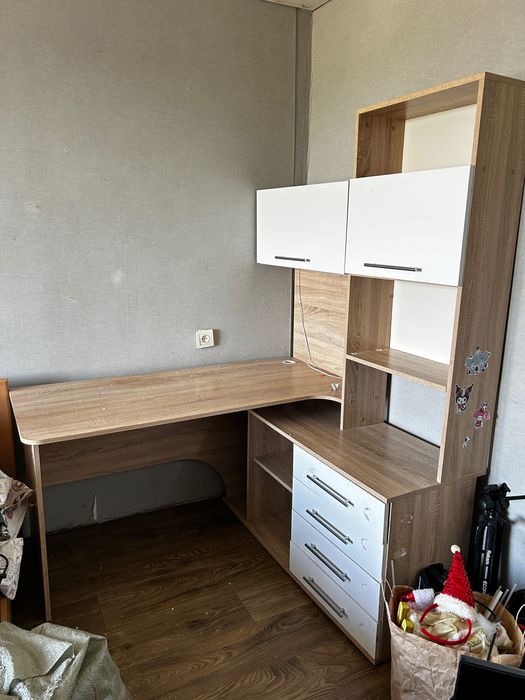 Стол компьютерный