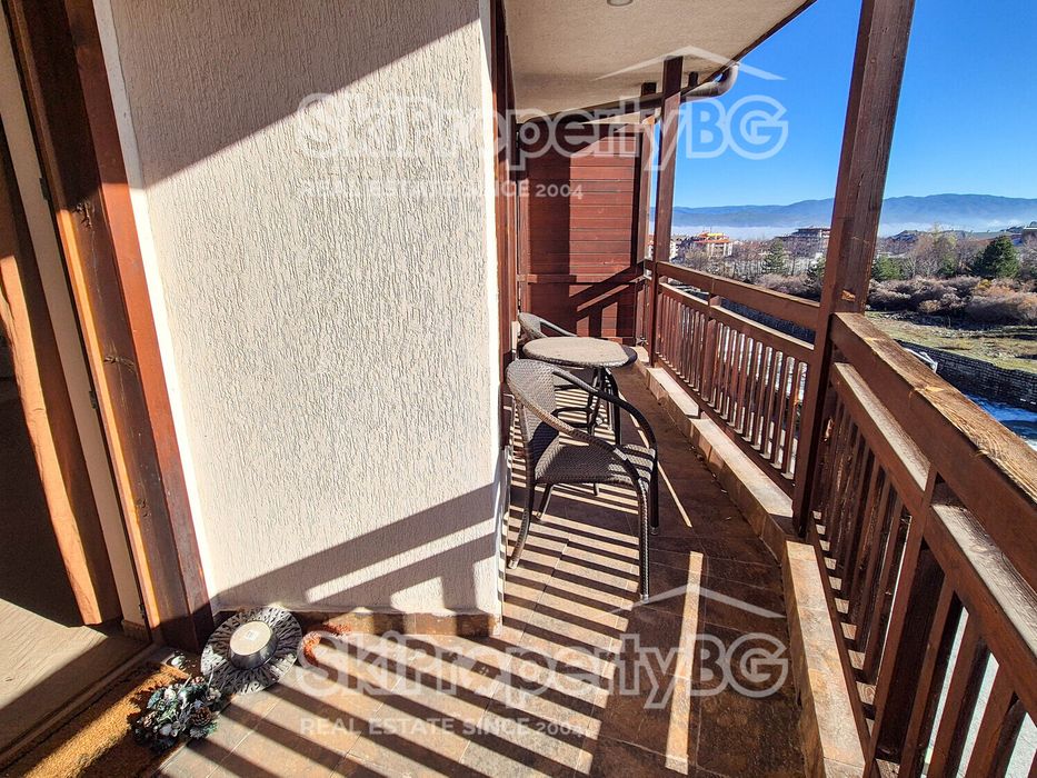 Двустаен апартамент с ТОП локация и невероятна гледка!