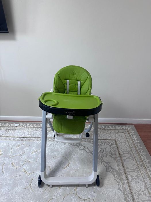 Детский стульчик для кормления