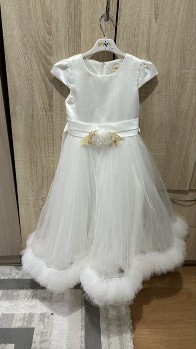 Платья детская для девочек почти новая