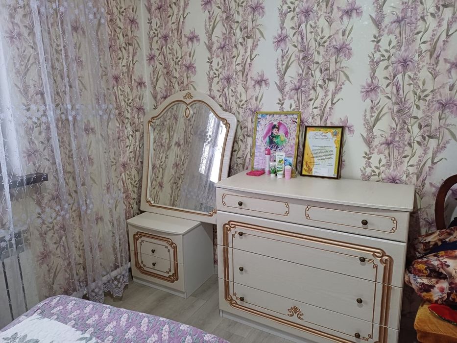 Спальный гарнитур