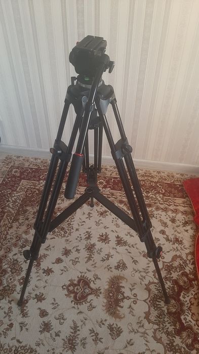 Штатив Jei Yang штатив