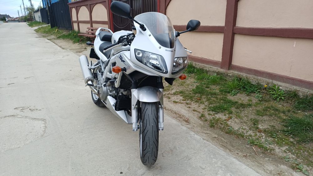 Suzuki SV 1000S  28 000 km
