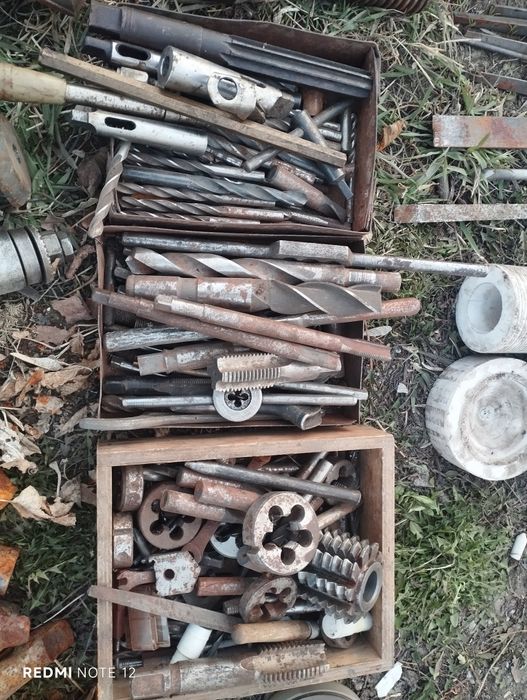 Токарный инструмент