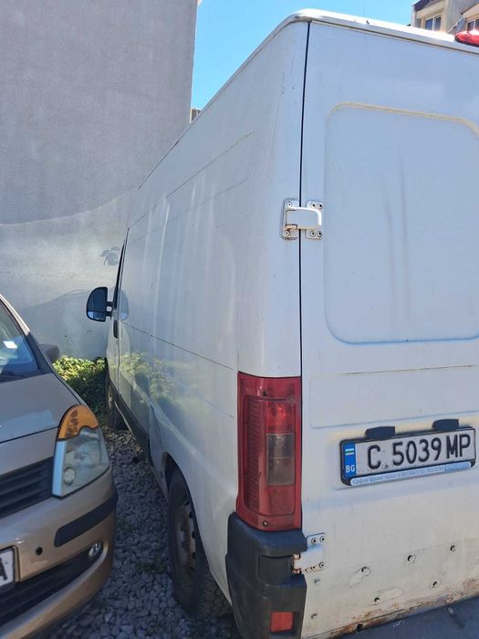 Продавам Бус пежо боксер
