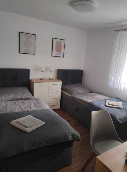 Дава се под наем Тристаен апартамент в Пловдив, Гагарин - 85 кв.м за 375 € - Снимка #3