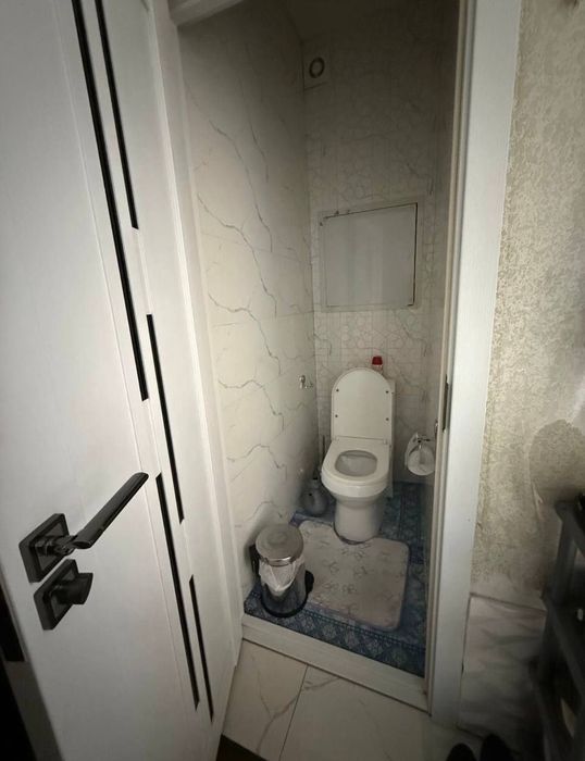 Район: Чилонзор 14
Мўлжал: Афруз 
Хоналар сони: 2^3/1/4 
Майдони: 50м²