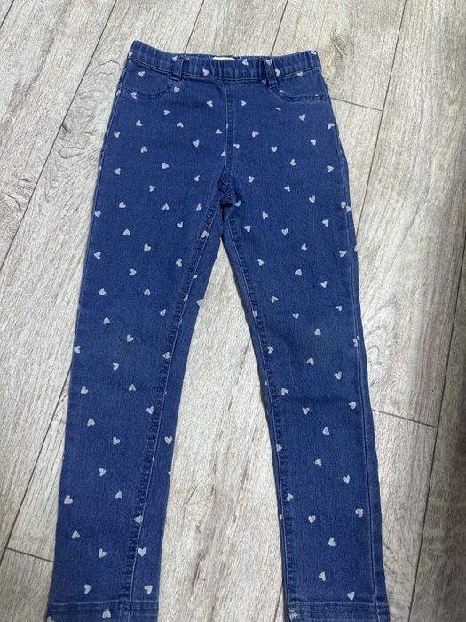 Продам джинсы доя девочки 3-5 лет