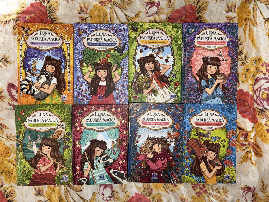 Set de 8 carti Luna si Padurea Magica