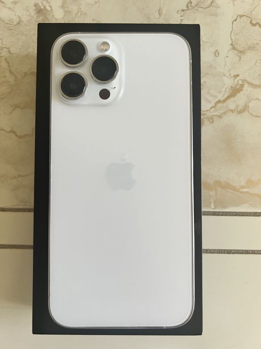Продам Iphone 13 pro max