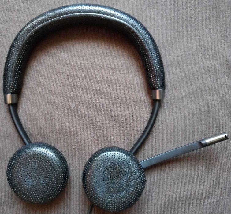 Casti Plantronics Blackwire C720 M cu bluetooth