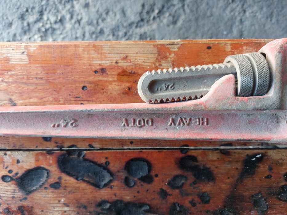 Разводной ключ 24''