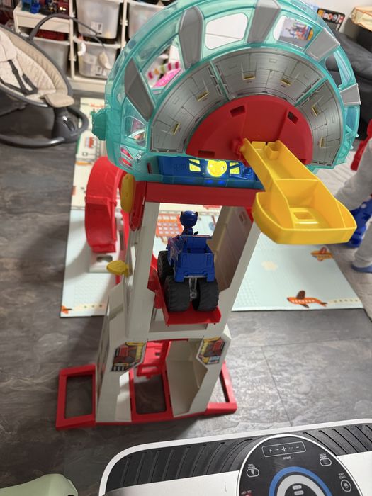 Paw Patrol Super Loop Tower Голяма кула с писта Пес Патрул