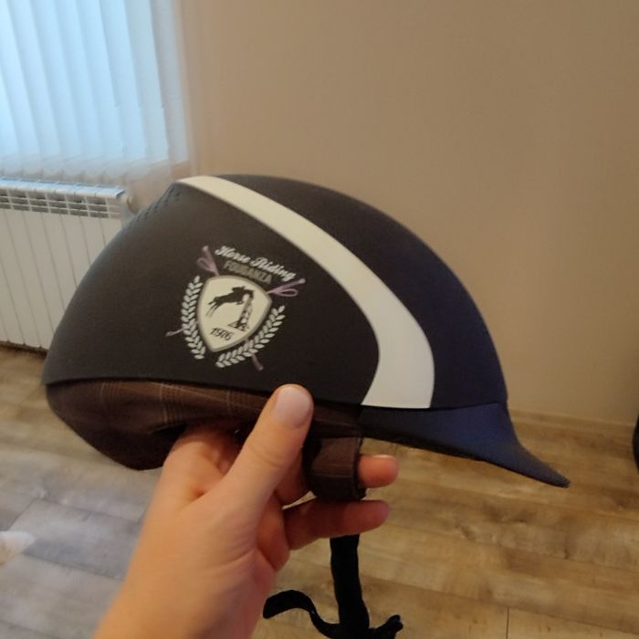 Каска за конна езда 51-53 см и 55 см